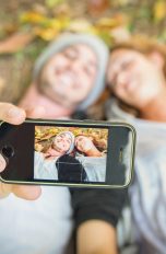 Selfie: Coole Apps für das iPhone Liebespaar Pärchen Selfie App iPhone